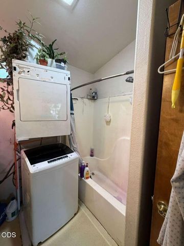 1740 NE Beverly Drive, Grants Pass, OR 97526