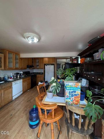 1740 NE Beverly Drive, Grants Pass, OR 97526