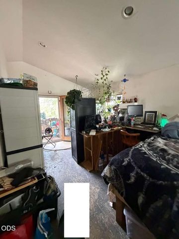1740 NE Beverly Drive, Grants Pass, OR 97526