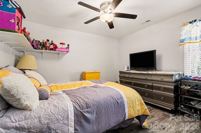 4405 Steepleton Way, Charlotte, NC 28215