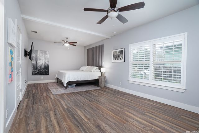 612 Leigh, San Antonio, TX 78210