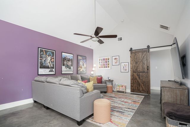 612 Leigh, San Antonio, TX 78210