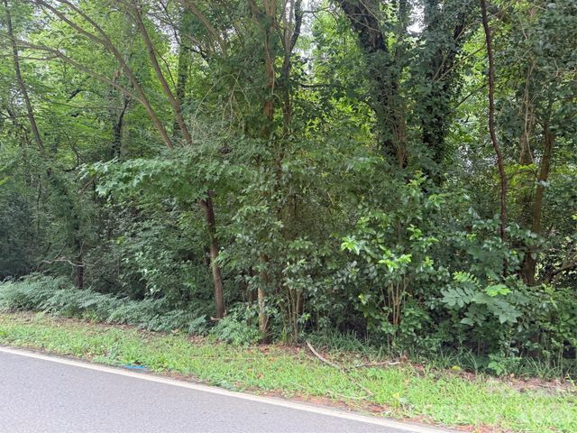 8504 Cedarbrook Drive, Charlotte, NC 28215
