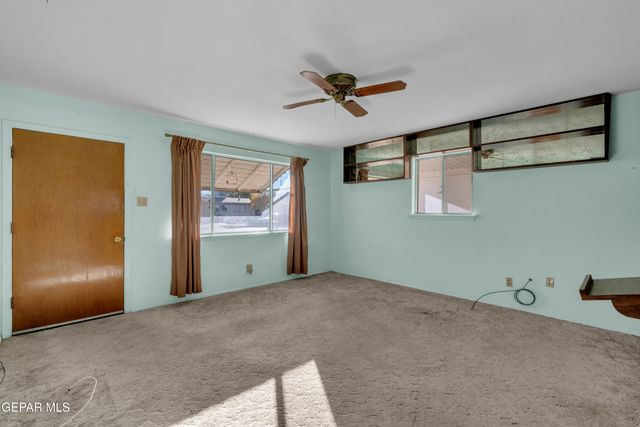 5633 ARROWHEAD Drive, El Paso, TX 79924