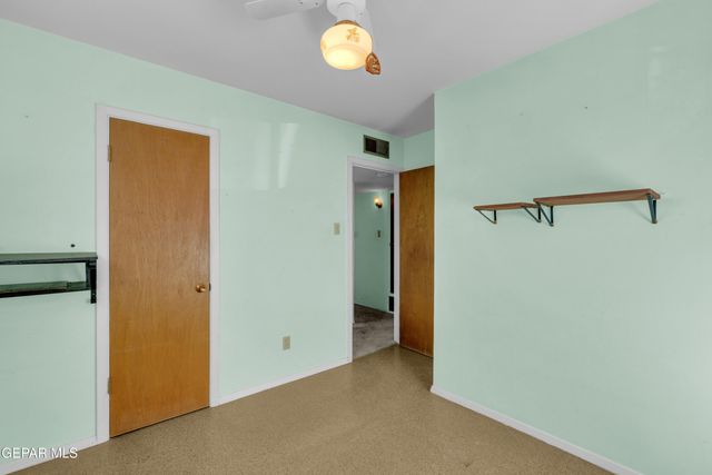 5633 ARROWHEAD Drive, El Paso, TX 79924