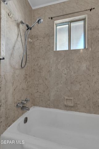 5633 ARROWHEAD Drive, El Paso, TX 79924