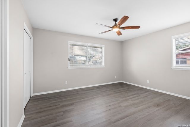 273 MEADOW AVE, New Braunfels, TX 78130