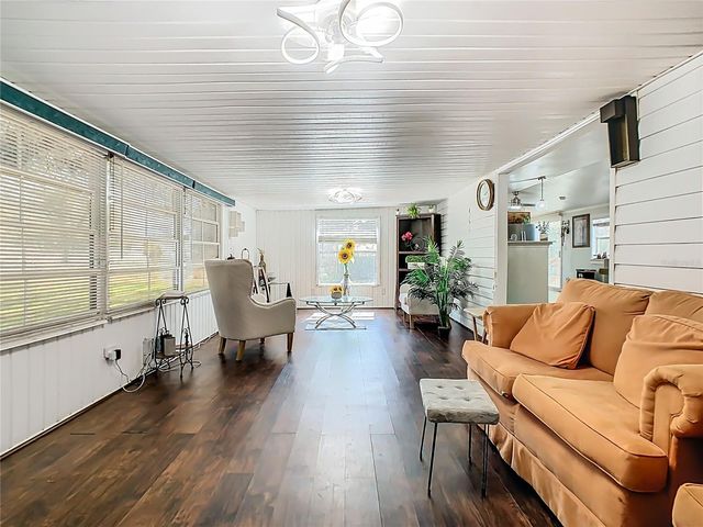 106 HALES ROAD, Auburndale, FL 33823