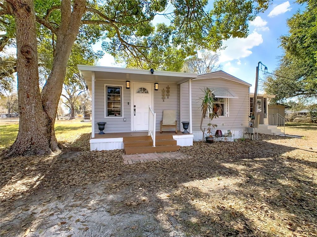 106 HALES ROAD, Auburndale, FL 33823