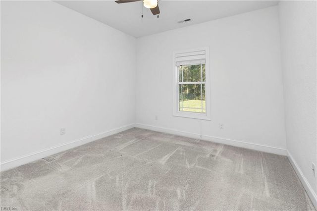 109 Foxglove DR, Moyock, NC 27958