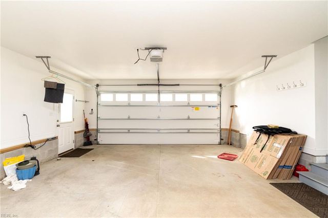 109 Foxglove DR, Moyock, NC 27958