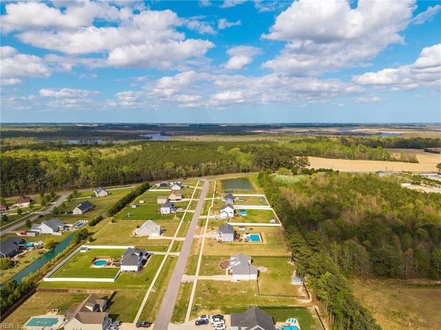 109 Foxglove DR, Moyock, NC 27958