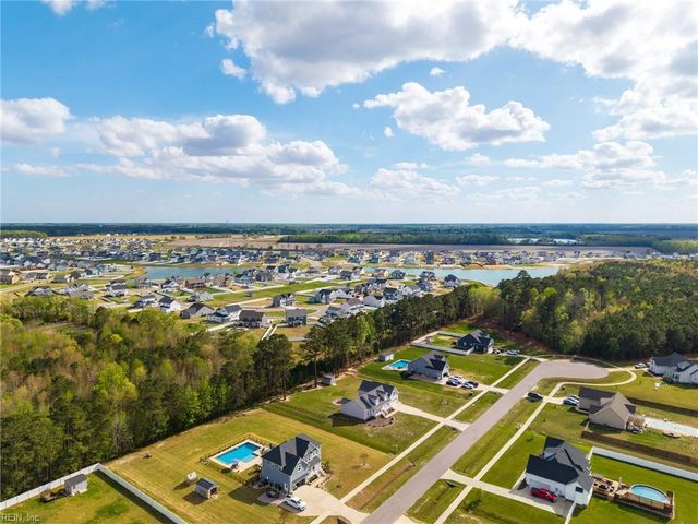 109 Foxglove DR, Moyock, NC 27958