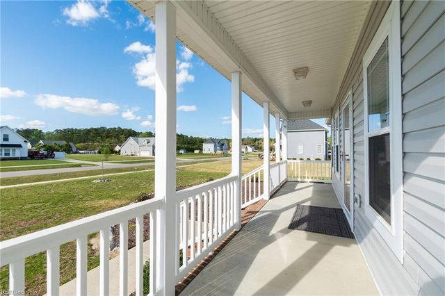 109 Foxglove DR, Moyock, NC 27958