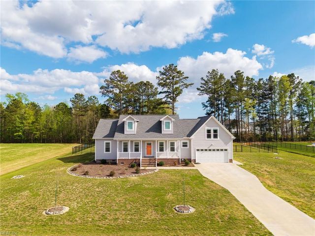 109 Foxglove DR, Moyock, NC 27958