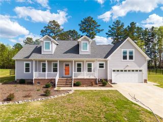 109 Foxglove DR, Moyock, NC 27958