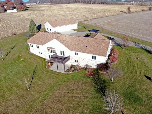 N7000 County Road TW, Horicon, WI 53032