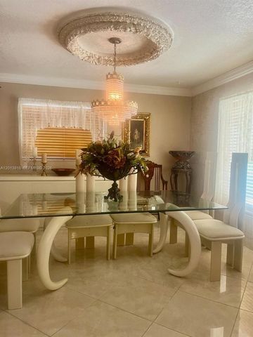 2525 SW 107th Court, Miami, FL 33165