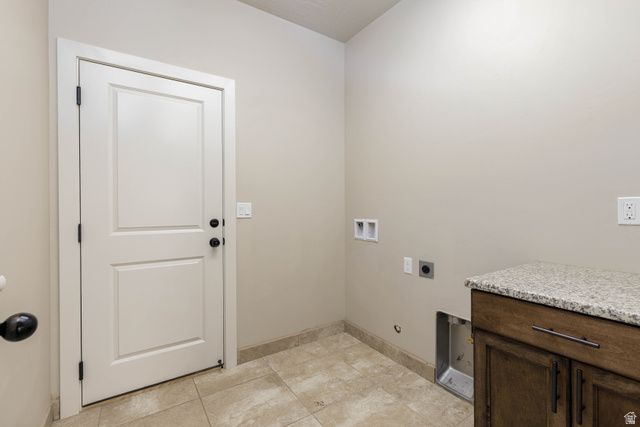 718 W 400 N, Hurricane, UT 84737