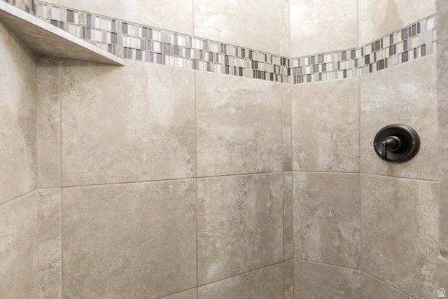 718 W 400 N, Hurricane, UT 84737