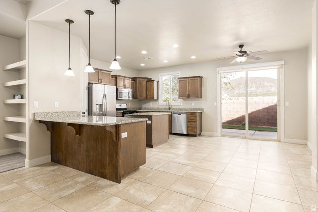 718 W 400 N, Hurricane, UT 84737