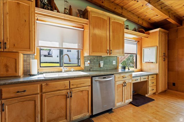 2391 KAYS CREEK DR, Layton, UT 84040