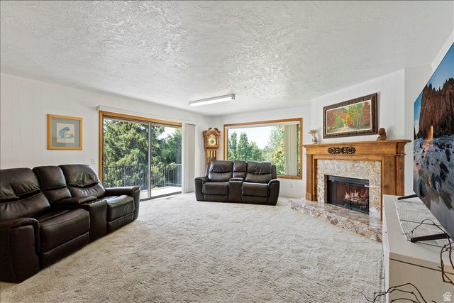 2391 KAYS CREEK DR, Layton, UT 84040