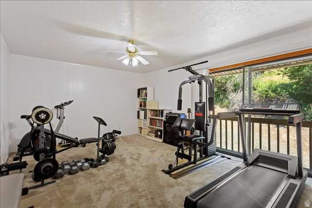 2391 KAYS CREEK DR, Layton, UT 84040