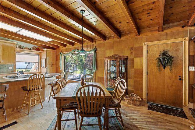 2391 KAYS CREEK DR, Layton, UT 84040