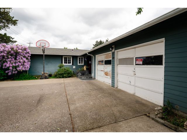 2906 Se 182ND Ave, Gresham, OR 97030