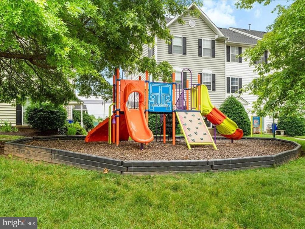 2122 BRISTOL DR #22, Frederick, MD 21702