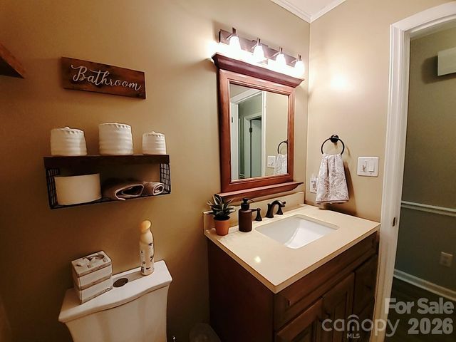 318 Rutledge Road, Mount Holly, NC 28120