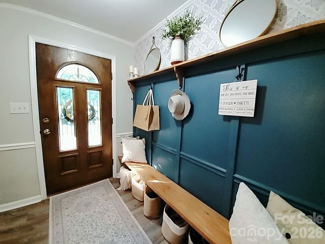 318 Rutledge Road, Mount Holly, NC 28120