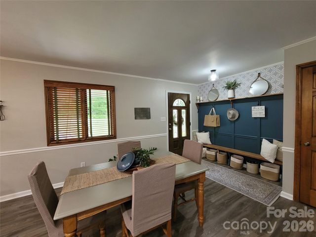 318 Rutledge Road, Mount Holly, NC 28120