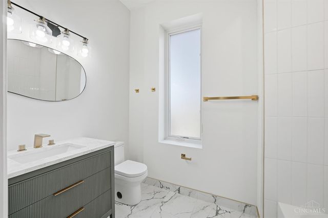 814 Considine Avenue, Cincinnati, OH 45205