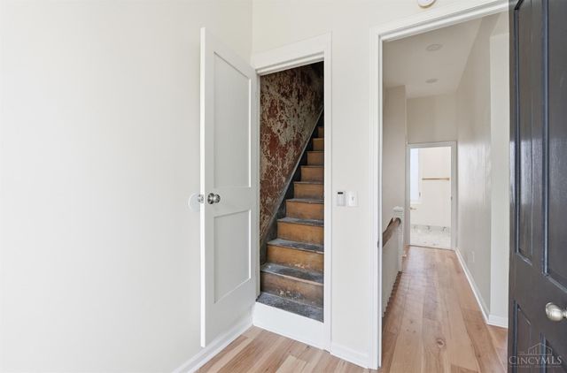 814 Considine Avenue, Cincinnati, OH 45205