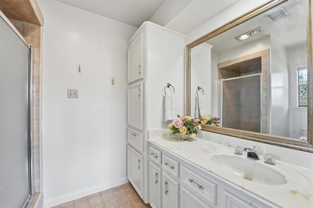 12315 Cypresswood Drive, Houston, TX 77070