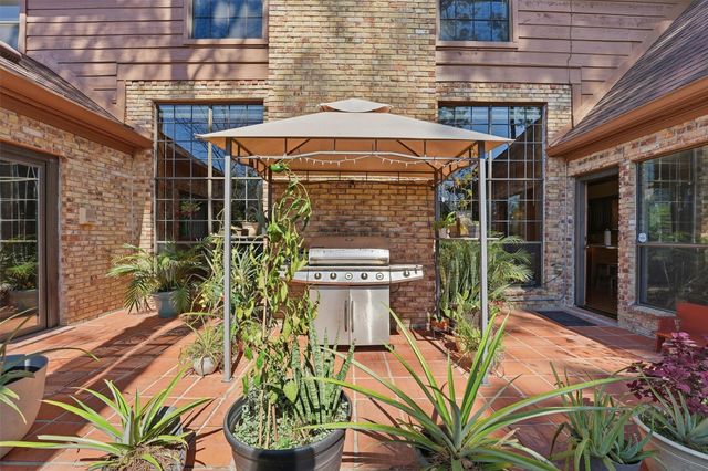 12315 Cypresswood Drive, Houston, TX 77070