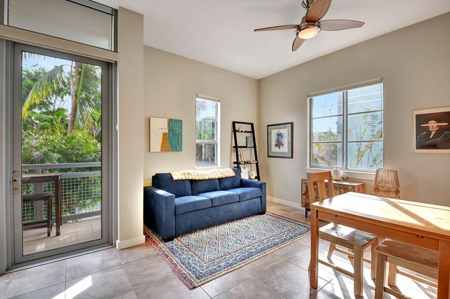 365 SE 6th Avenue 204, Delray Beach, FL 33483