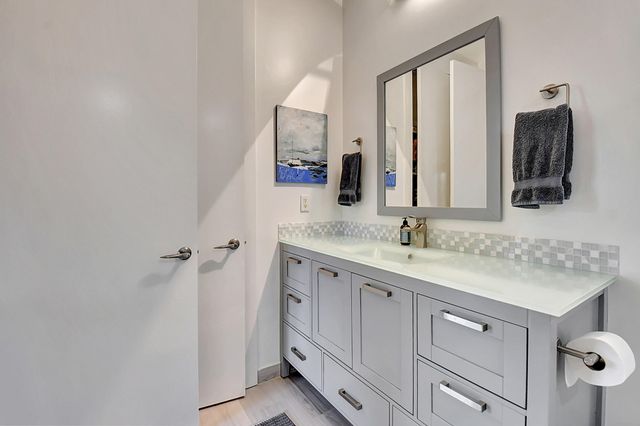 365 SE 6th Avenue 204, Delray Beach, FL 33483