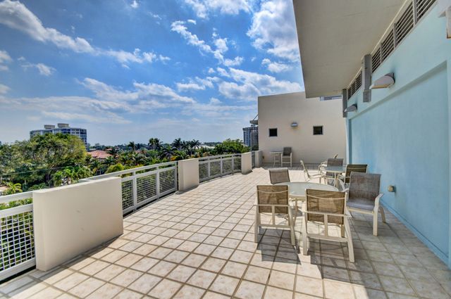 365 SE 6th Avenue 204, Delray Beach, FL 33483