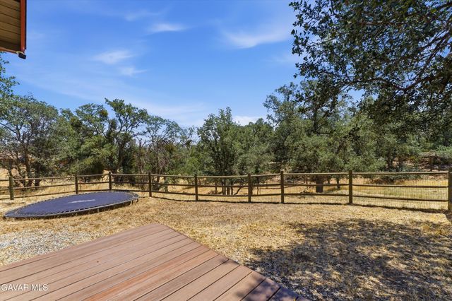 21404 Quail Springs Road, Tehachapi, CA 93561