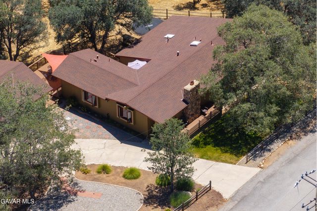 21404 Quail Springs Road, Tehachapi, CA 93561