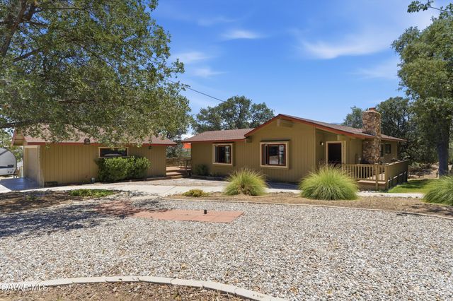 21404 Quail Springs Road, Tehachapi, CA 93561