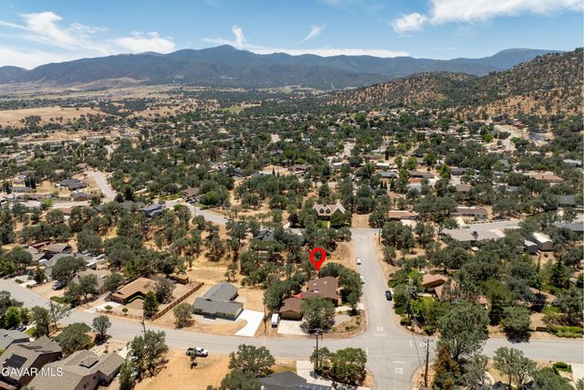21404 Quail Springs Road, Tehachapi, CA 93561
