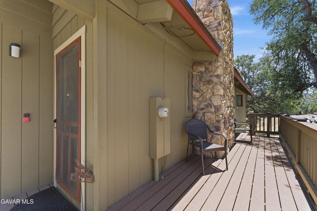 21404 Quail Springs Road, Tehachapi, CA 93561