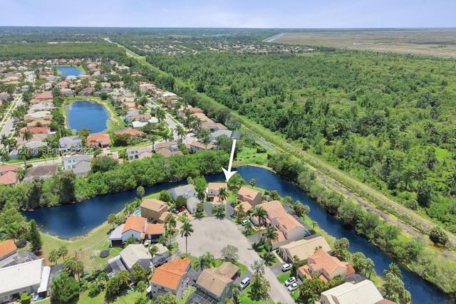 21461 Sawmill Ct, Boca Raton, FL 33498