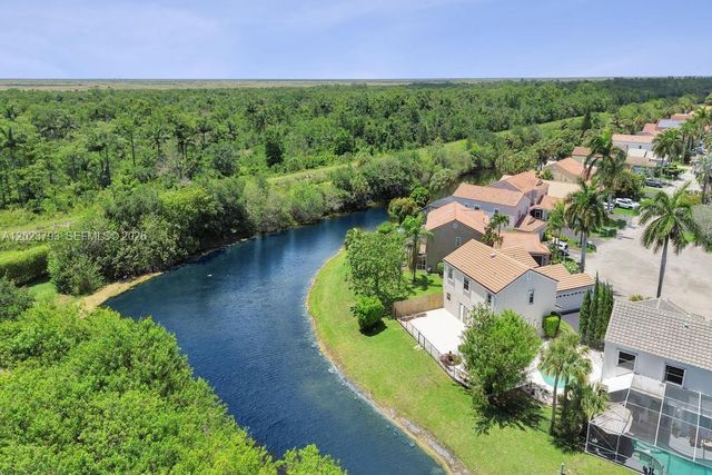 21461 Sawmill Ct, Boca Raton, FL 33498