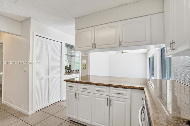 21461 Sawmill Ct, Boca Raton, FL 33498