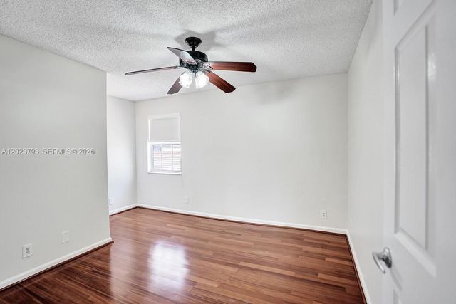 21461 Sawmill Ct, Boca Raton, FL 33498